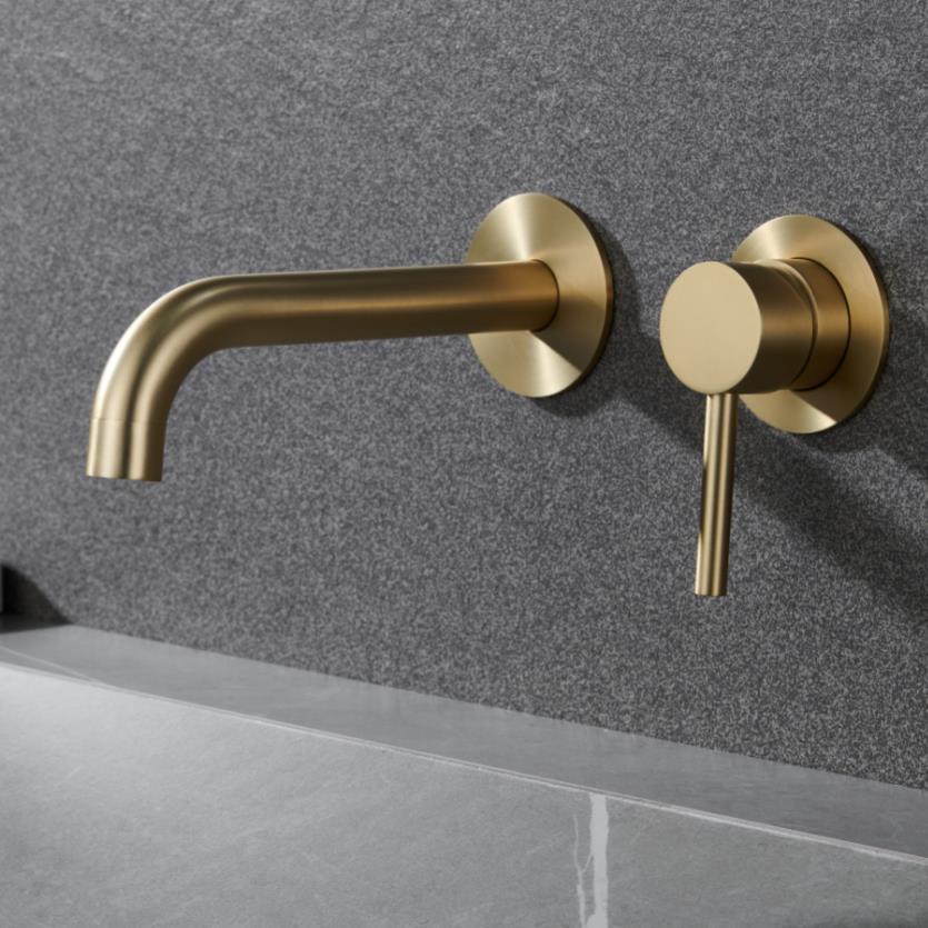 Home Bathroom Taps - สแตนเลสห้องน้ําก๊อกน้ําอ่างล้างจานอ่างล้างหน้า Matte Black gold ร้อนและเย็น Wall